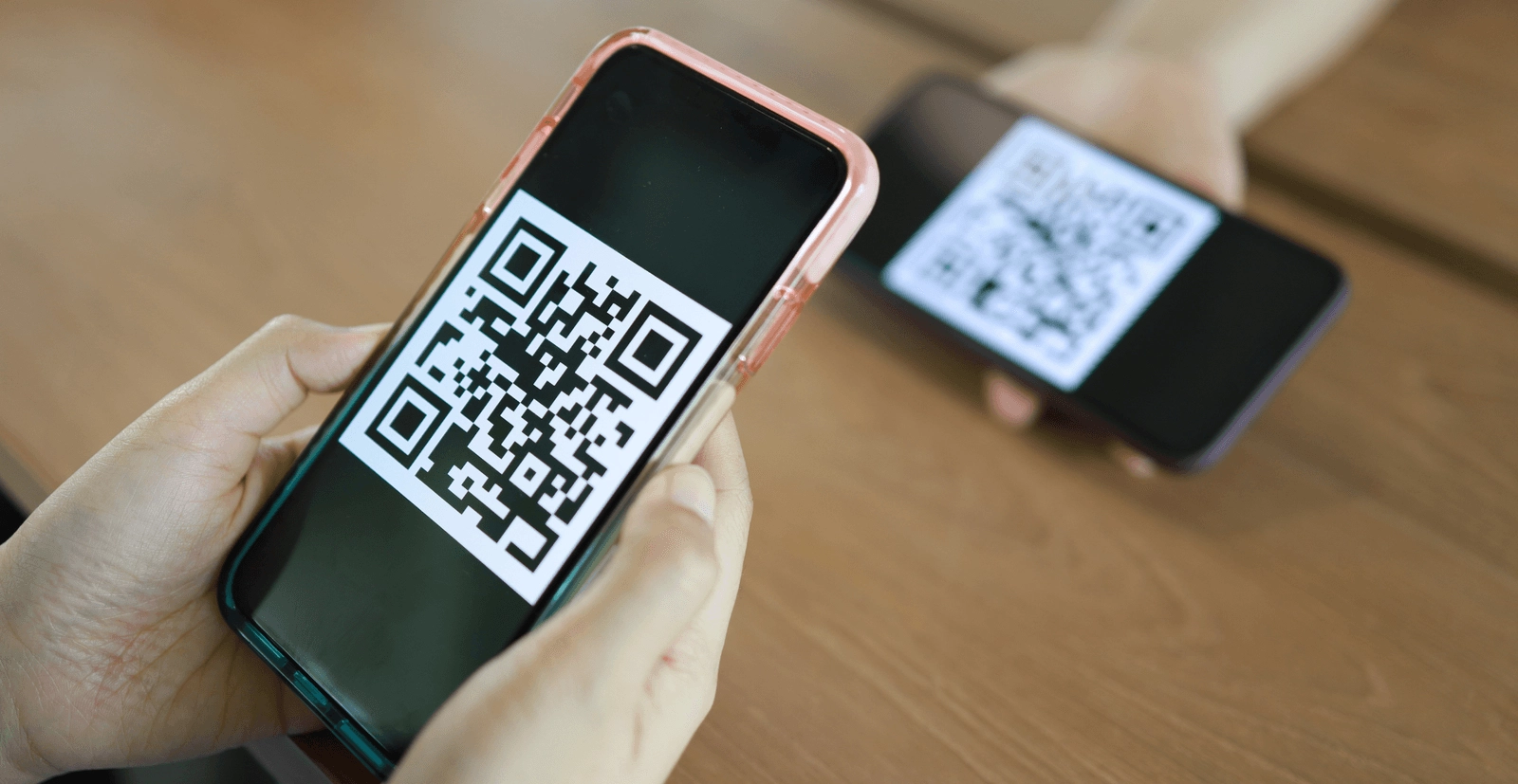 Ankiety online i kody QR: jak je połączyć?