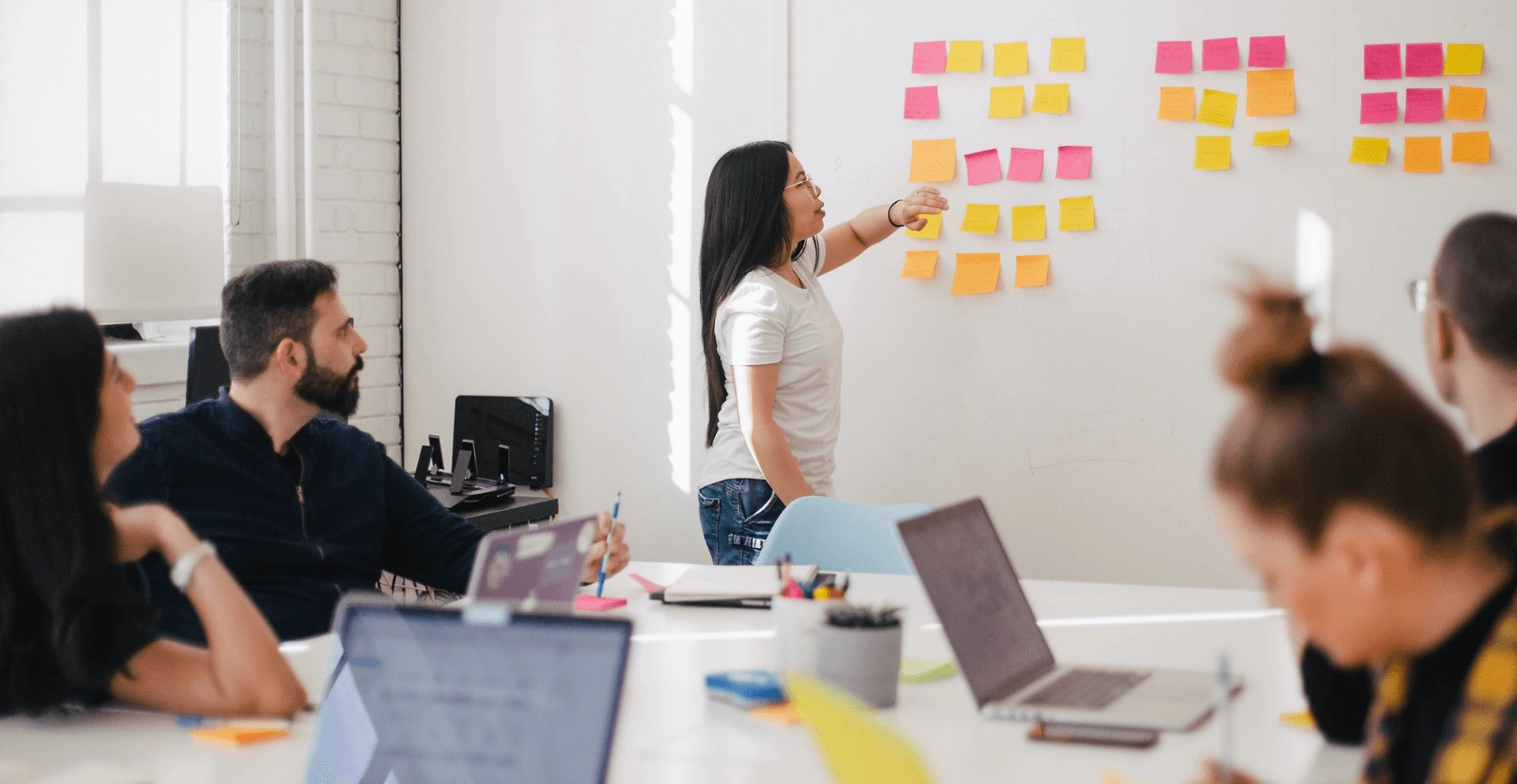 Jak wdrożyć strategię Customer Experience w Twojej firmie?